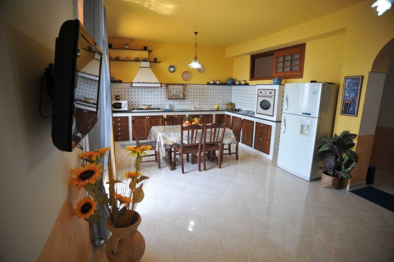 Casa Luisa & Milu , Coastal Retreats In Furore! 외부 사진